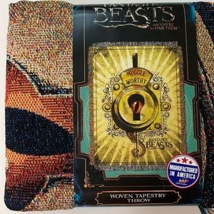FANTASTIC BEASTS and Where To Find Them Woven Tapestry Throw HARRY POTTER